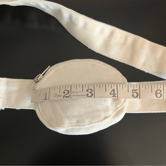 Mini Canvas fannypack Coin belt bag, off white, 45” long, 4.5”x1.5”wallet. New - Picture 5 of 10